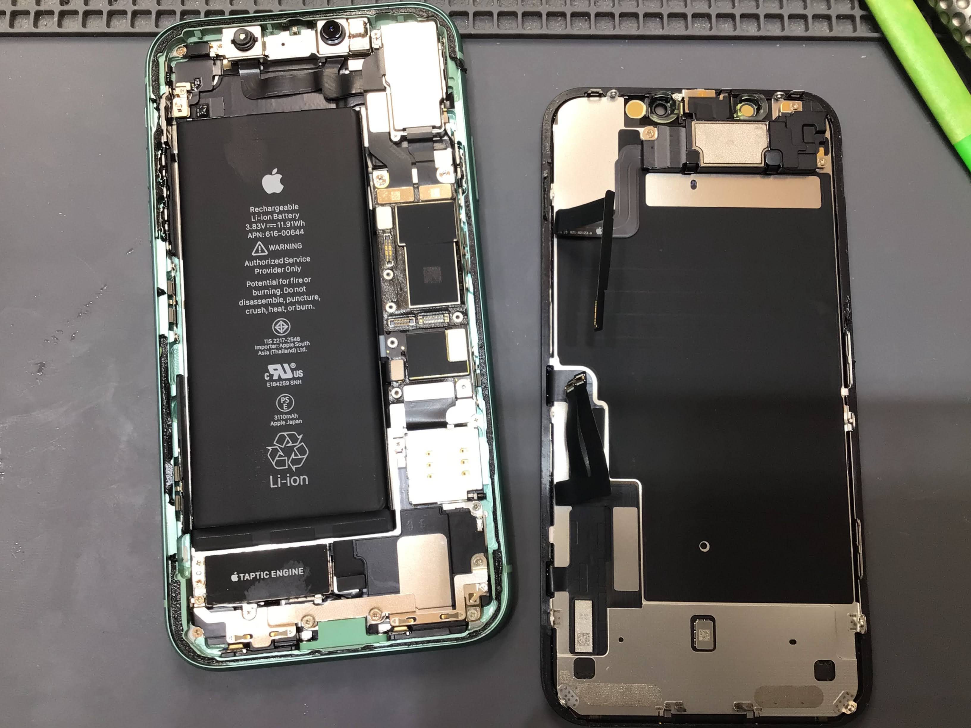 iPhone11バッテリー修理　データをそのまま・最短即日修理のスマホ修理工房 西八王子店にご相談下さい！